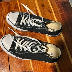 Converse Low Tops